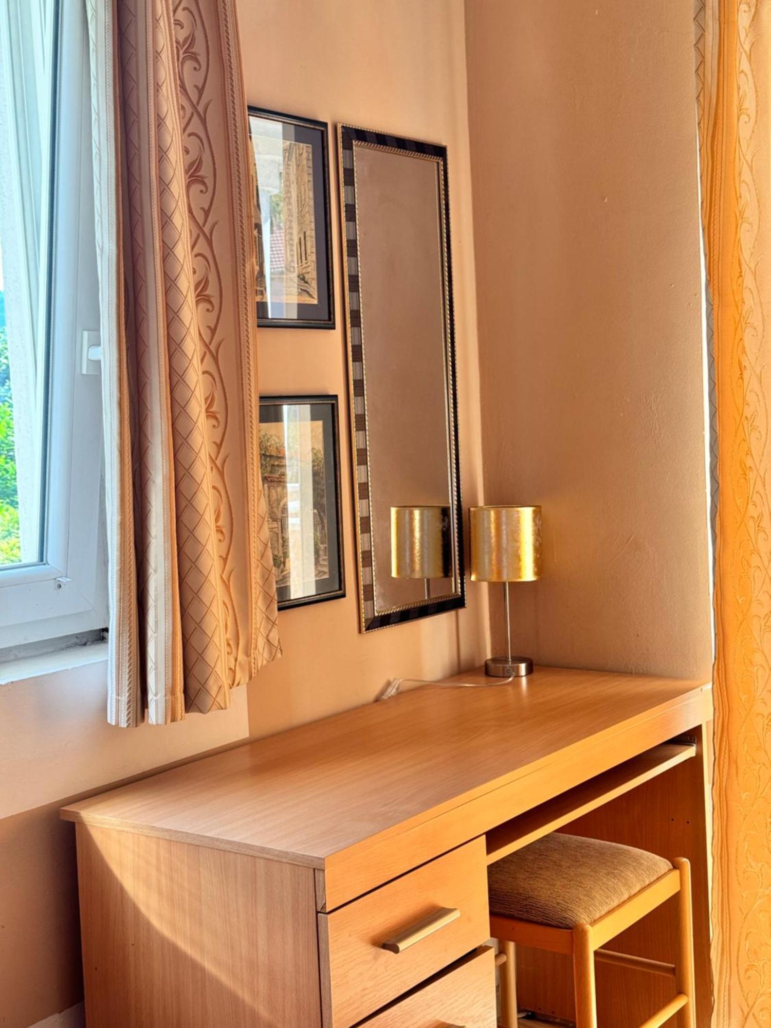 Apartmán Carine Garden Risan Exteriér fotografie